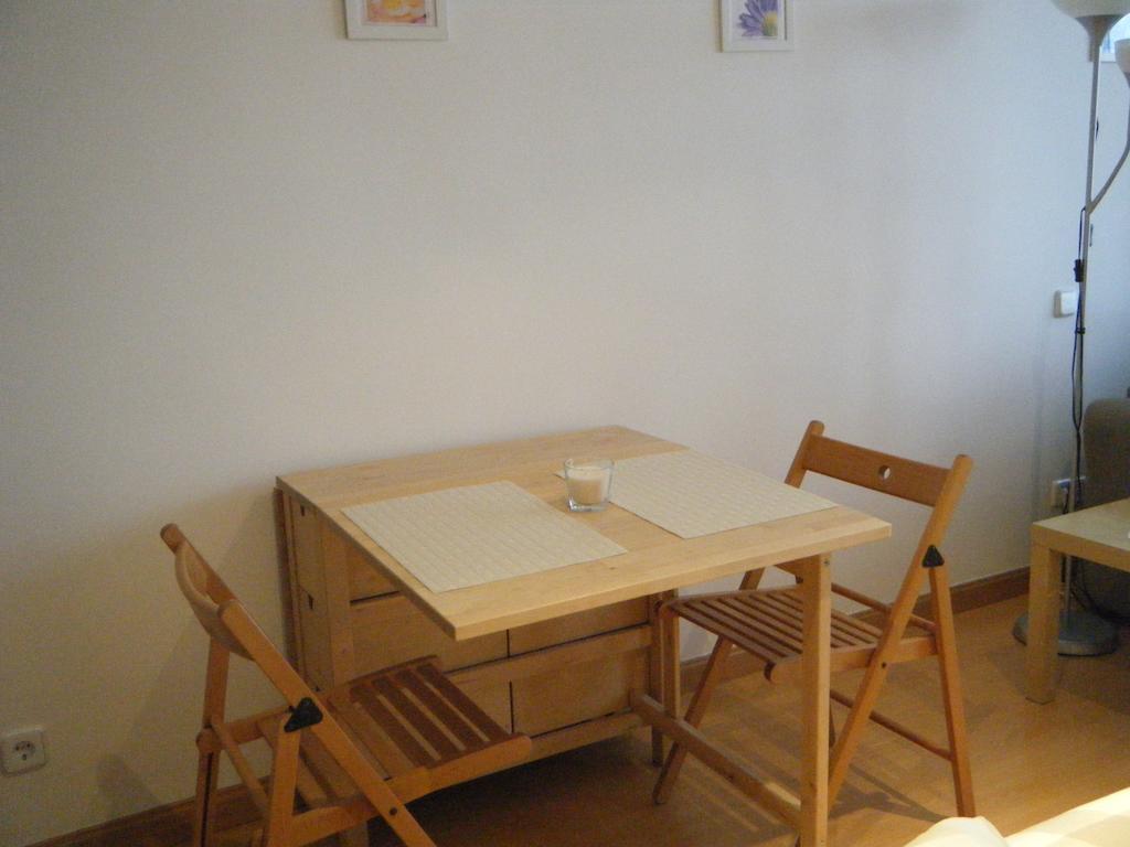 Madrid Studio Apartments Phòng bức ảnh